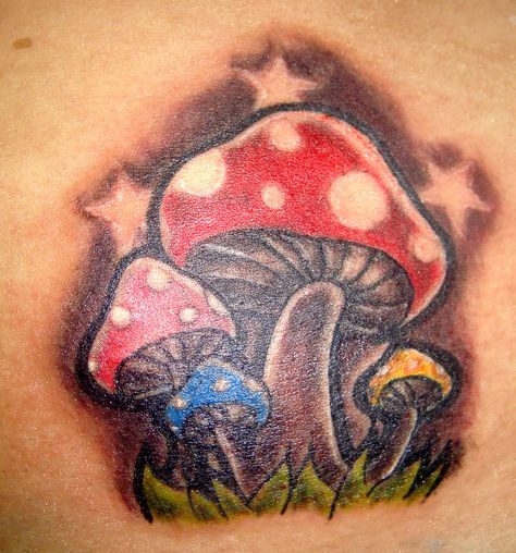 mushroom tattoo pictures mushroom tattoo pictures